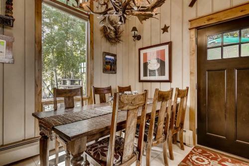 611 Oro Grande By Book By Owner