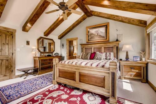 611 Oro Grande By Book By Owner