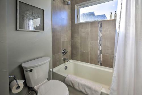 Townhome With Rooftop Deck Walk To Mile High!