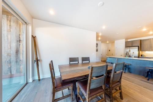 Sail Lofts 108