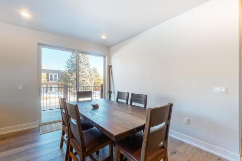 Sail Lofts 108