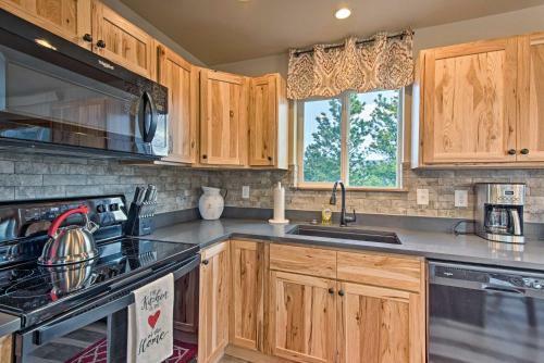 Newly Built Estes Park Townhome, 2 Miles To Rmnp!