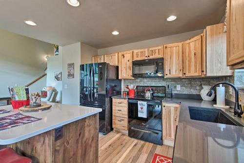 Newly Built Estes Park Townhome, 2 Miles To Rmnp!
