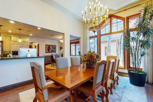 Arrowhead Abode