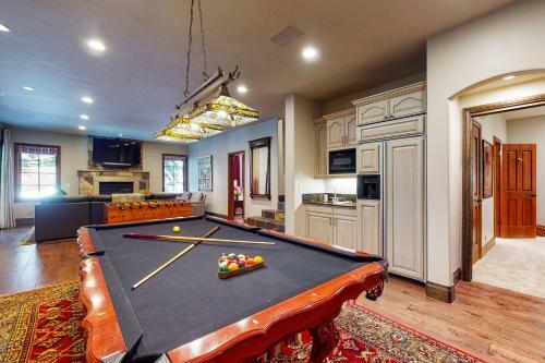 Arrowhead Abode