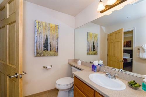 Unit 146 Longs Peak Upper Level