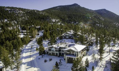 Primavista Luxury Home At Windcliff Condo
