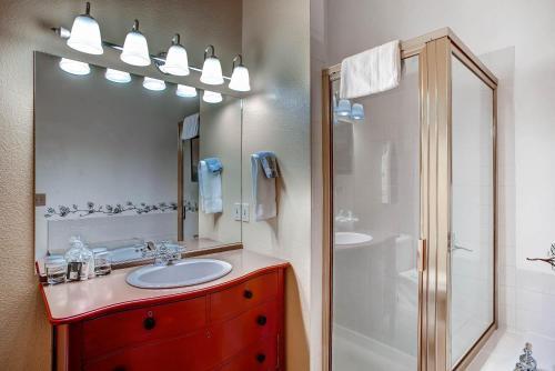 Villa Black Canyon Inn Unit C6