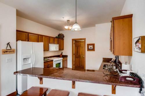 Villa Black Canyon Inn Unit F4