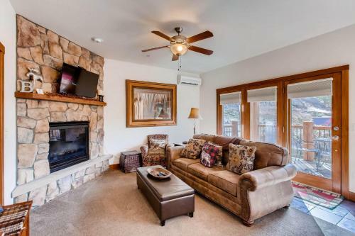 Villa Black Canyon Inn Unit F4