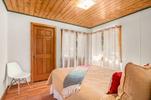 The Dunraven Retreat -- Ev #3487 Cabin
