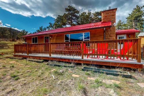Mary's Lake Cabin