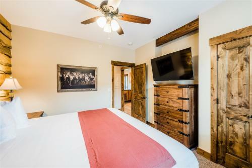 Unit 314 Townhome Upper Level