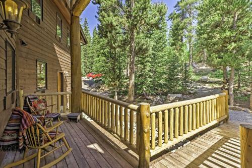 Ultimate Mtn Retreat Hot Tub, Fire Pit, Etc!
