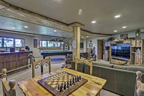 Ultimate Mtn Retreat Hot Tub, Fire Pit, Etc!