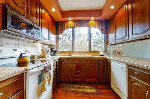 Elk Ridge Retreat
