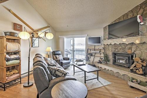 Fraser Townhome With Mtn Views - Ski, Swim, And Hike!
