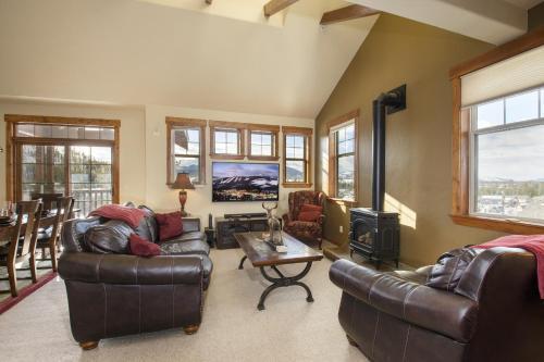 Apartamento Cozens Pointe D301 Condo