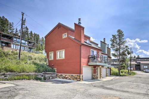 Updated Townhome 6 Mi To Winter Park Resort!