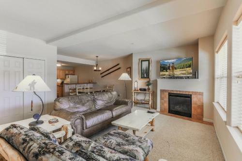 Waterside West E104