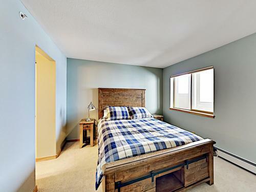 Apartamento Lakepoint Condo #708 Condo