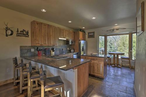 Apartamento Mountain Chic Frisco Condo With Decks And Stunning View