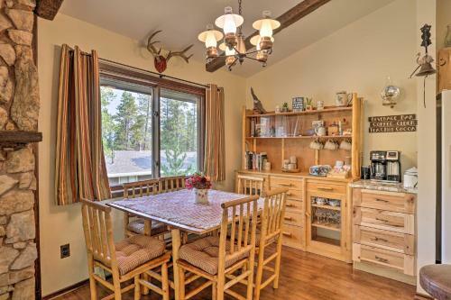 Updated Cabin With Rustic Charm, Walk To Town!