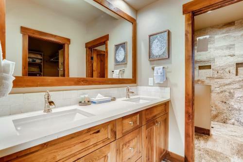 Estates On Galena #8 Townhouse
