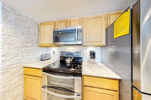 Lakeview Retreat