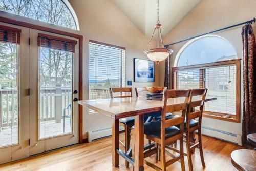 Large Townhome On Lake Dillon Path