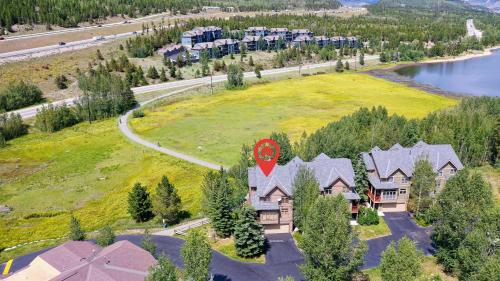 Prospect Point Townhome Great Trail Lake Access