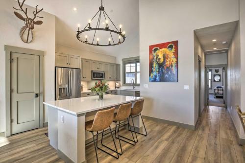 Gorgeous Getaway With Unobstructed Mtn Views!
