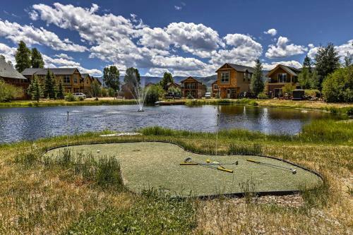 Luxury Cabin On Fraser River Fish, Ski, And Enjoy!