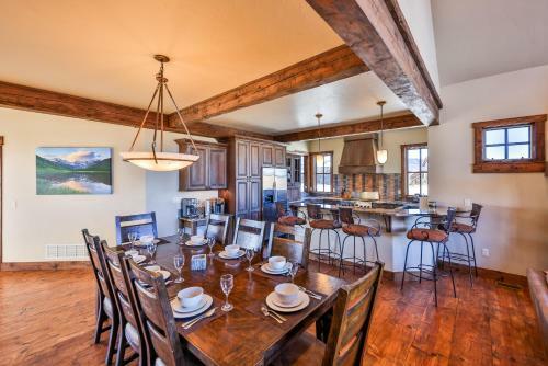 Saddle Ridge Lodge