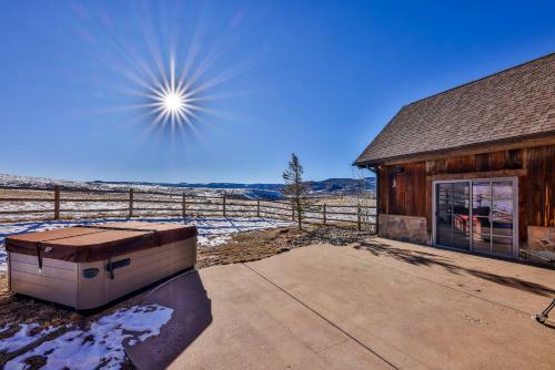 Saddle Ridge Lodge