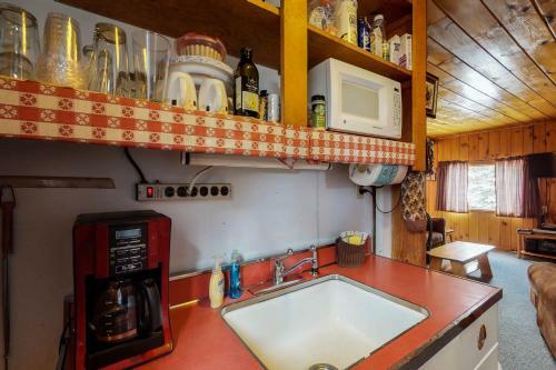 Naughty Pine Cabin
