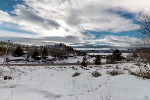 Grand Lake Cabin Escape