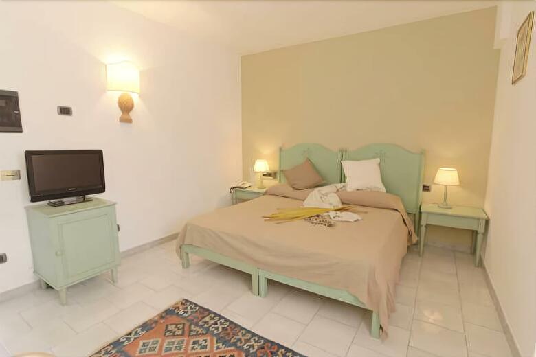 Hotel Capo Rossello