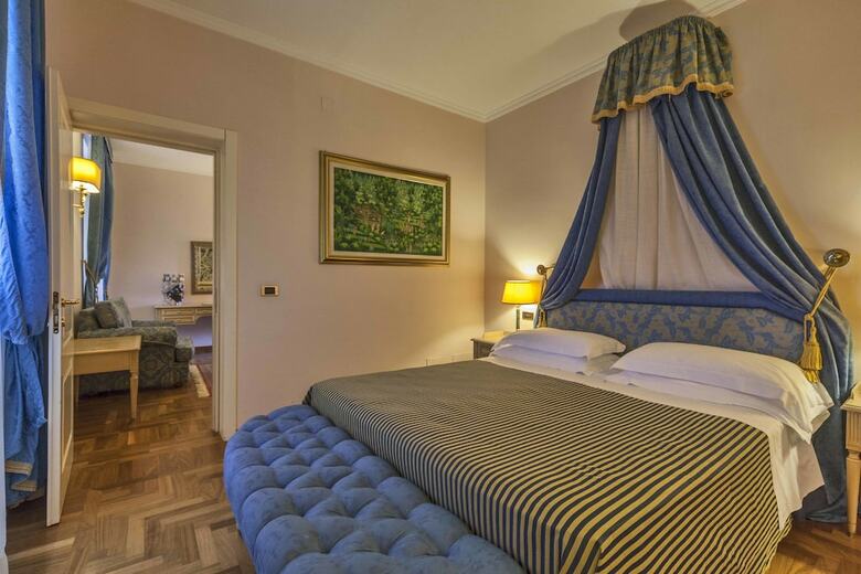 Grand Hotel Villa Politi