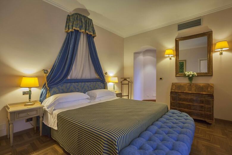 Grand Hotel Villa Politi