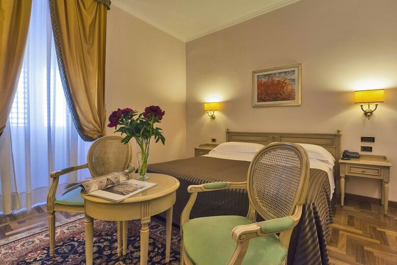 Grand Hotel Villa Politi