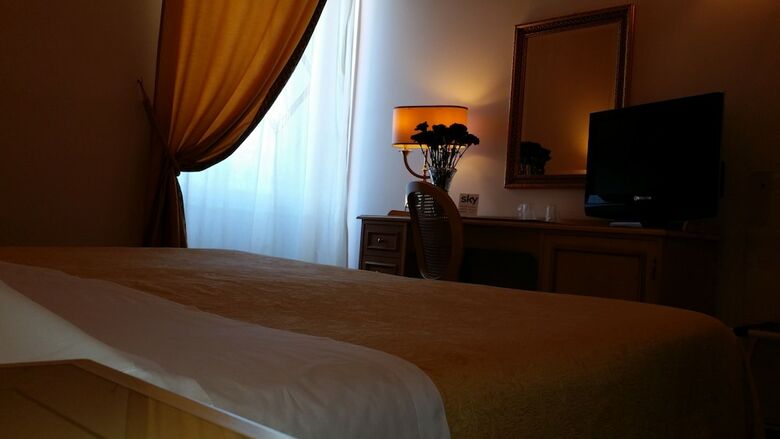 Grand Hotel Villa Politi