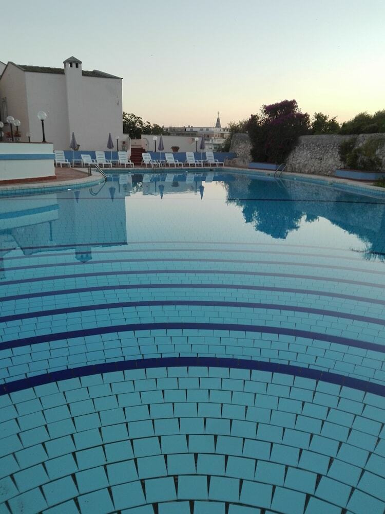 Grand Hotel Villa Politi