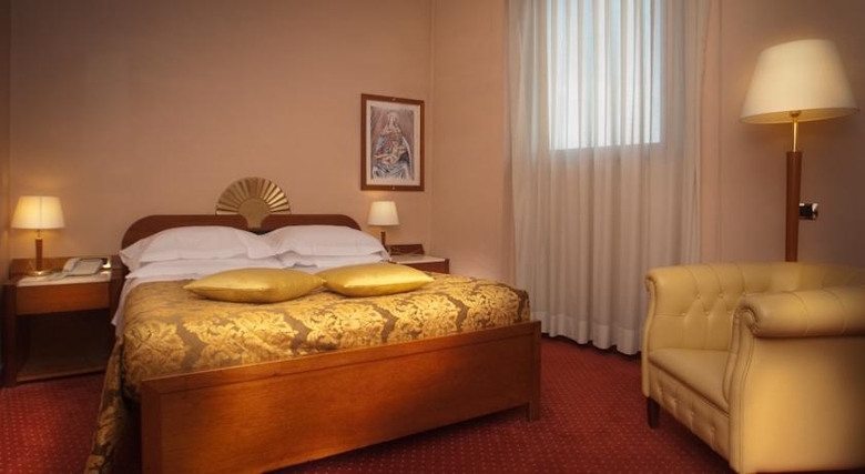 Hotel Roma