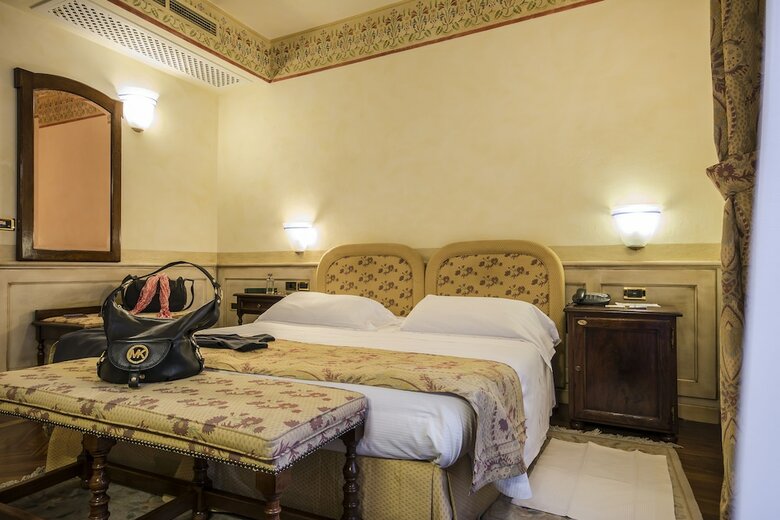 Art Hotel Commercianti