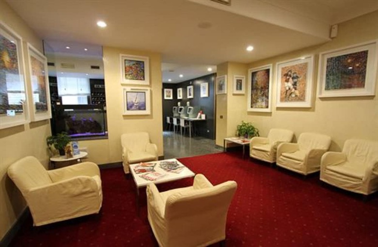 Club Hotel Milan(.)