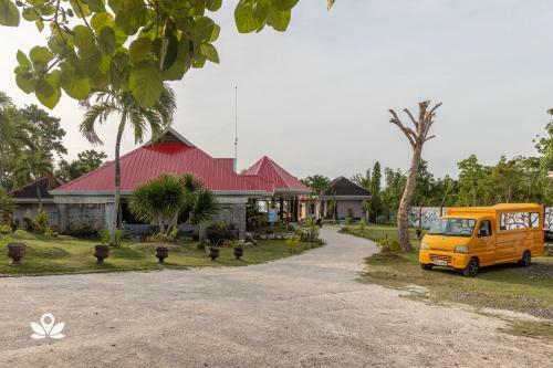 Hotel Hidden Coral Diver's Club And Resort