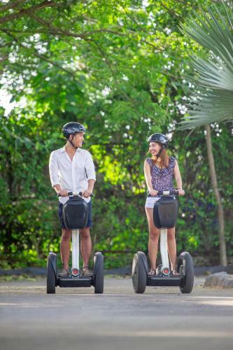 Hotel Plantation Bay Resort And Spa