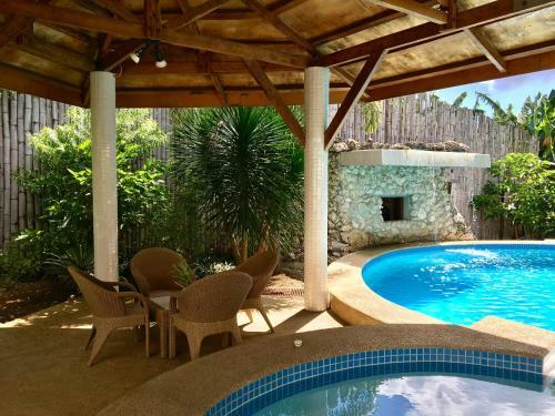 Apartamentos Lapu-lapu Cottages & Restaurant
