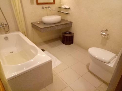 Hotel Maribago Bluewater Beach Resort